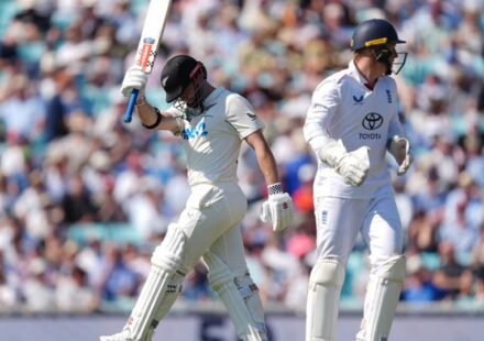 Hardy Sandhu Cricket Career